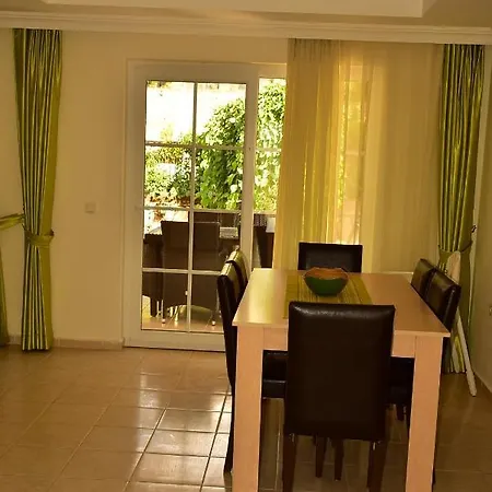 Emerald 3 フェティエ