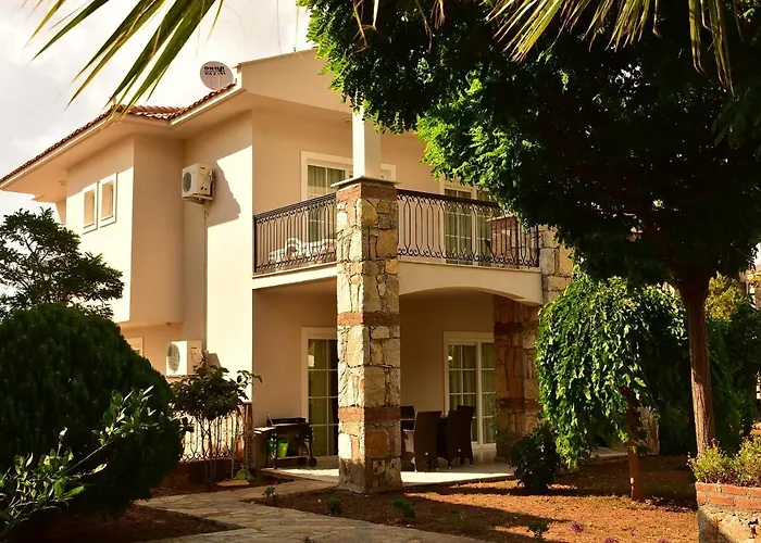 Vila Emerald 3